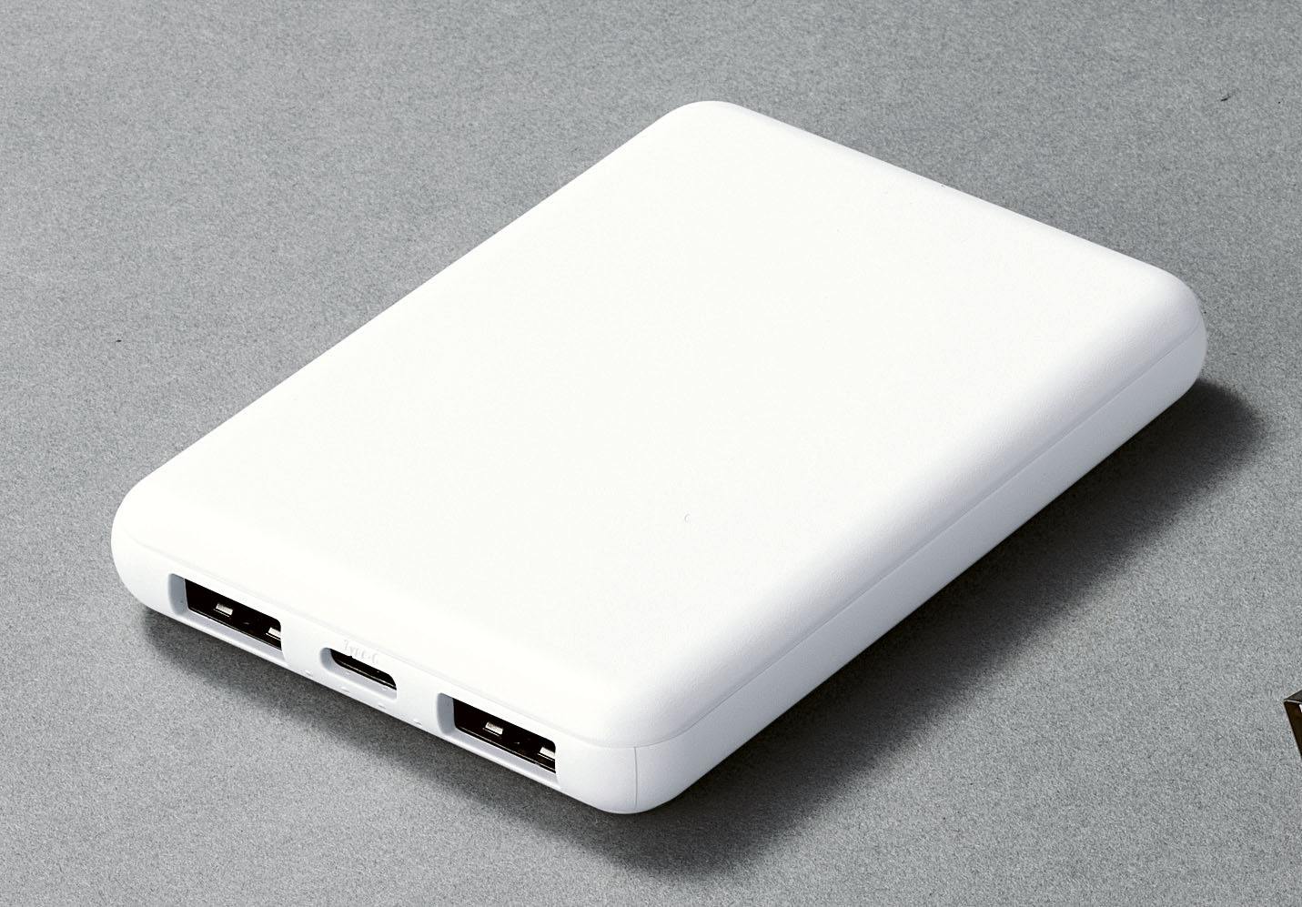 コンパクトモバイルバッテリー5000mAh　ホワイト 