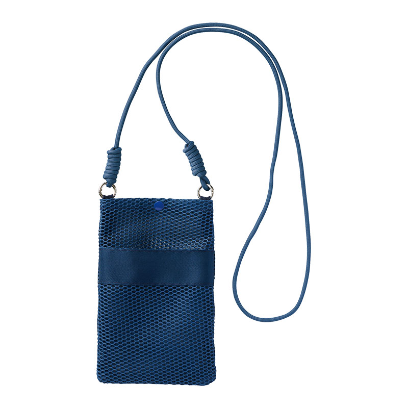 カラモ ペットボトルホルダーにもなるメッシュサコッシュ ネイビー