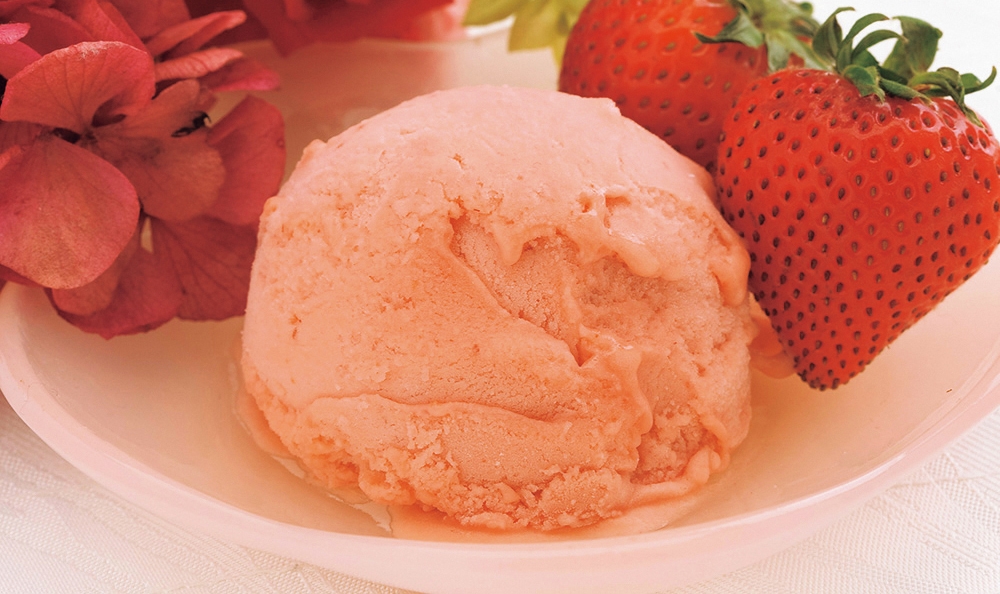 果実の便り　福岡あまおう苺アイス