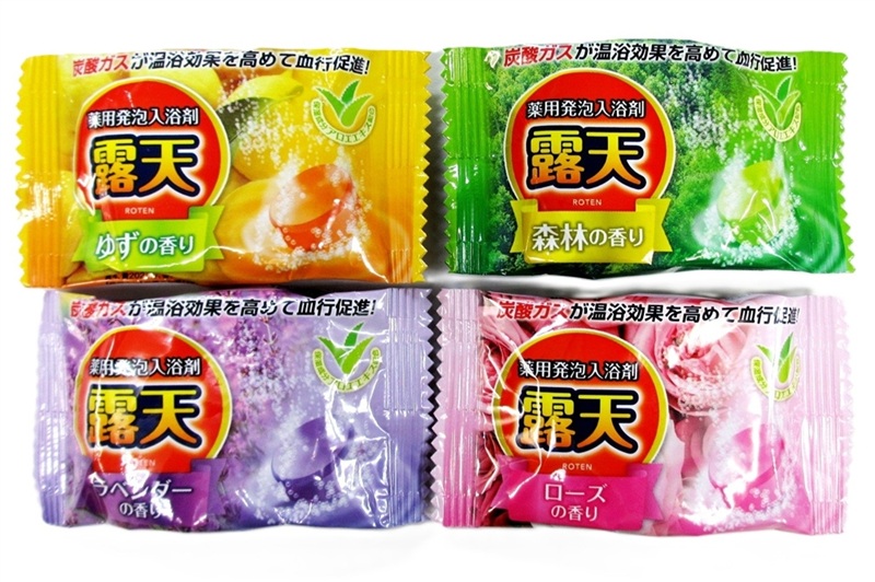 薬用発泡入浴剤　露天４０ｇ１個