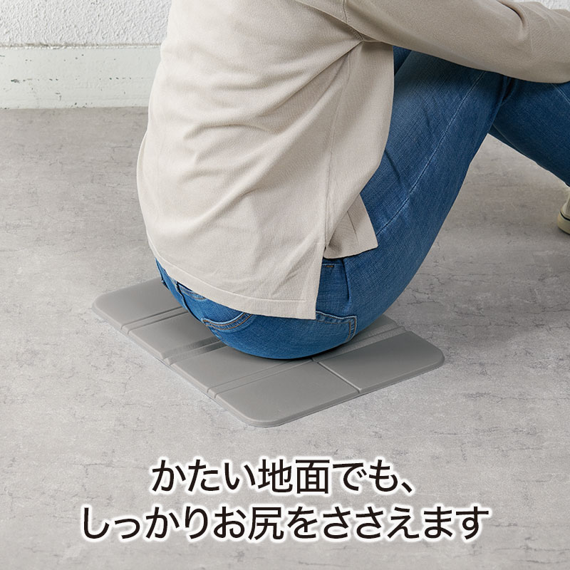 災害対策！コンパクトになるお役立ちレジャークッション(巾着付き)